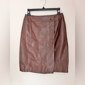 Chanel lambskin leather and silk lined skirt